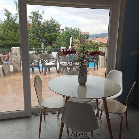 Playa De Areabrava Apartman Cangas do Morrazo Kültér fotó